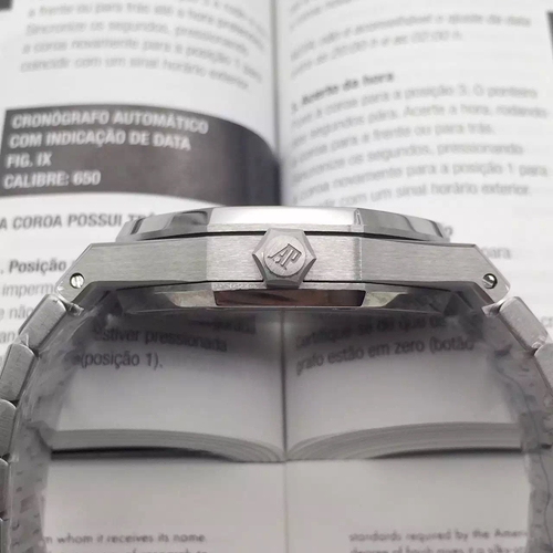 オーデマピゲ時計角部分ディテール